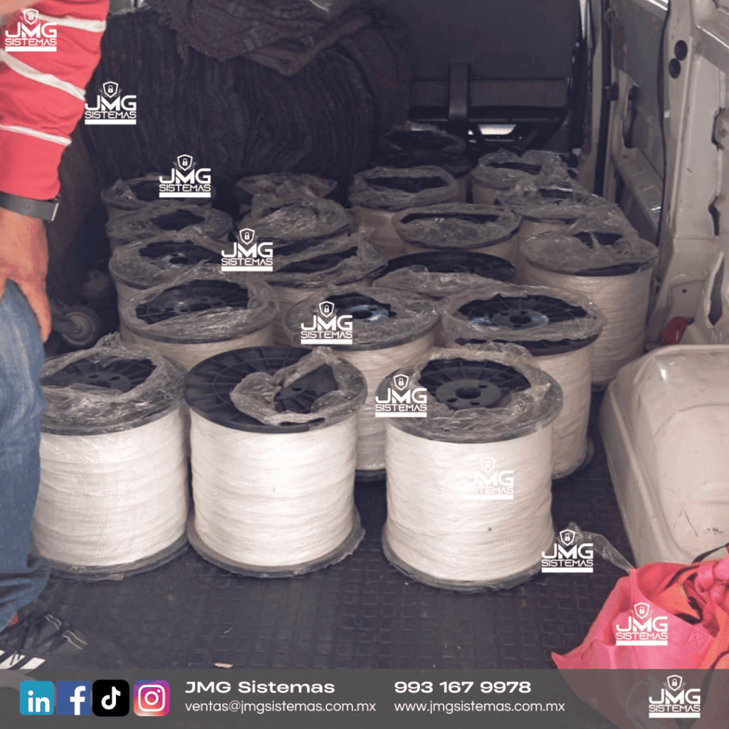 Entrega de guía de nylon para proyectos de telecomunicaciones